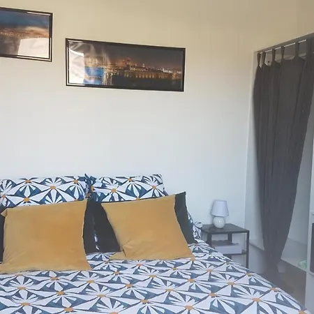 Habitación en casa particular Privée Des 2 Clochers