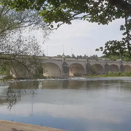 Ubytování v soukromí Privee Des 2 Clochers Vernantes