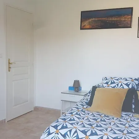 Habitación en casa particular Privée Des 2 Clochers *