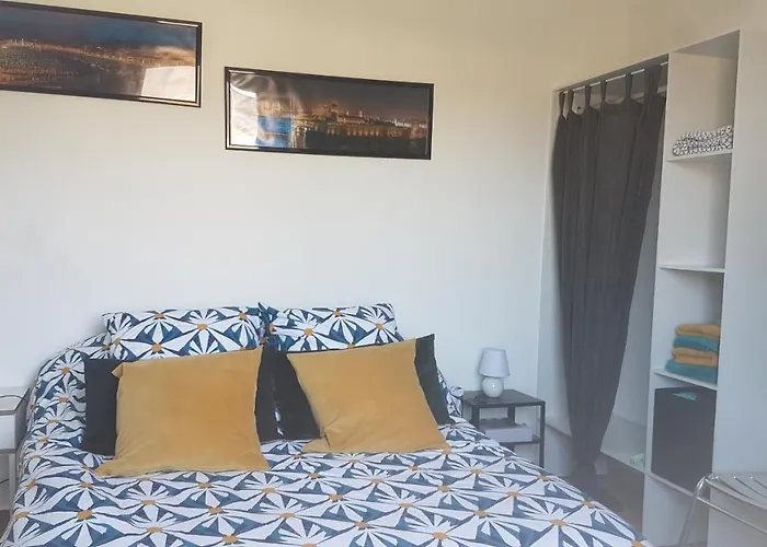 בית אירוח Privee Des 2 Clochers