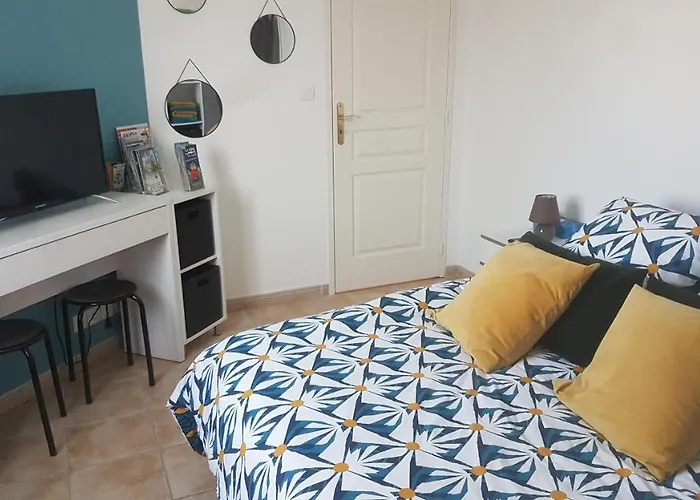 Privee Des 2 Clochers בית אירוח Vernantes